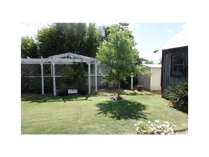 2 Albert Street, Bellevue WA 6056