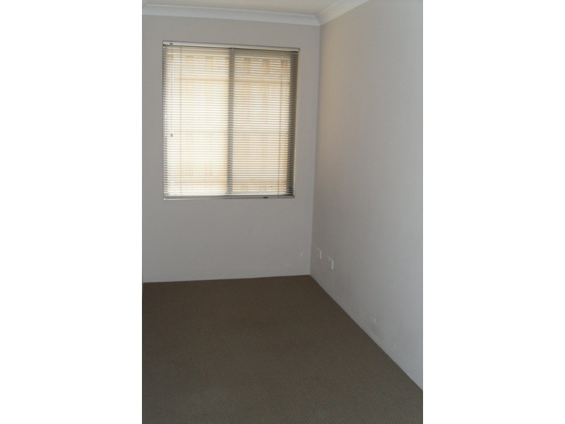 24 Pavilion Circle, The Vines WA 6069