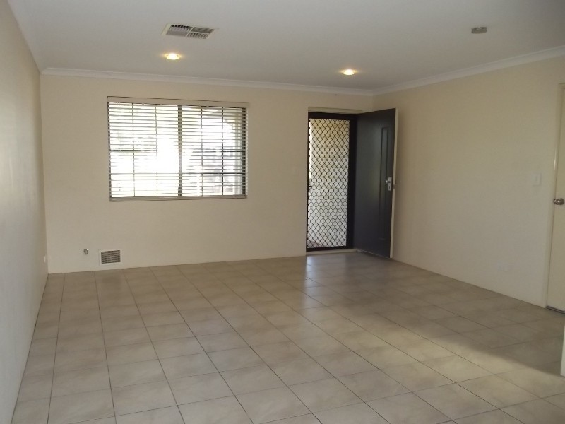 1/33 Elvire St, Viveash WA 6056