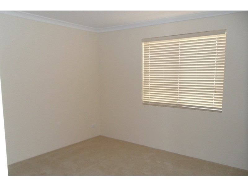 1/33 Elvire St, Viveash WA 6056