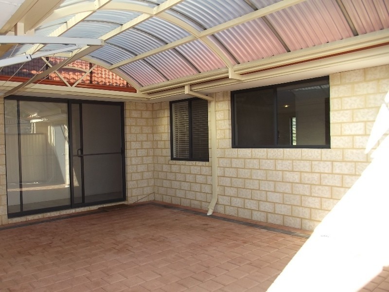 1/33 Elvire St, Viveash WA 6056