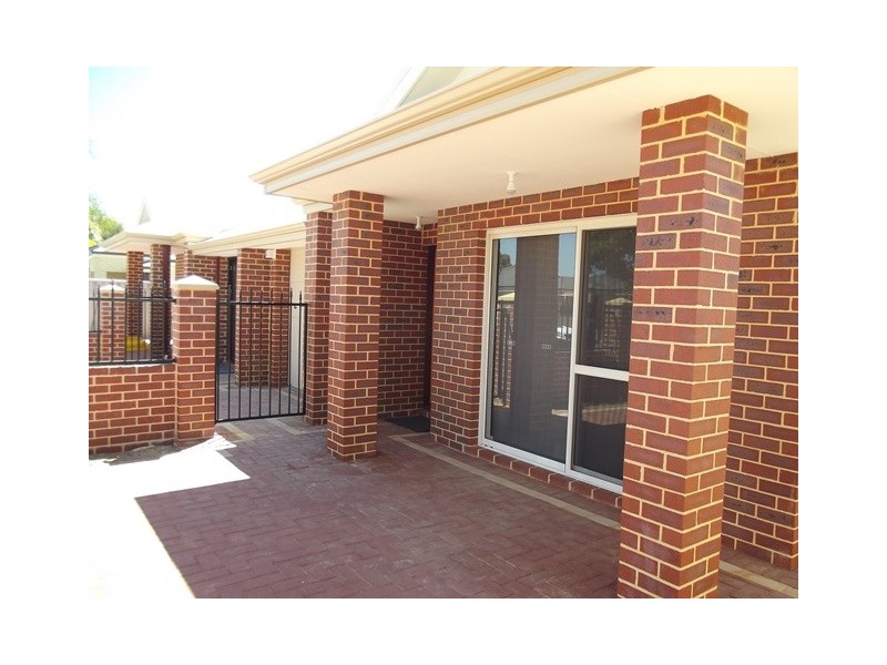 5B Sampson Close, Midland WA 6056