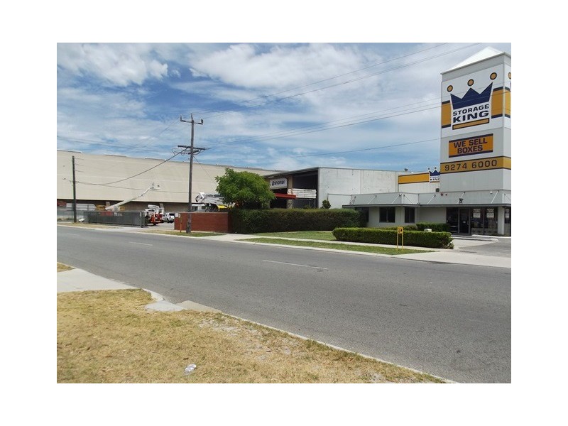 30 Robinson Road, Bellevue WA 6056