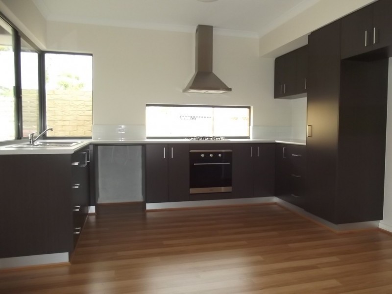 1/50 Hooley Road, Midland WA 6056