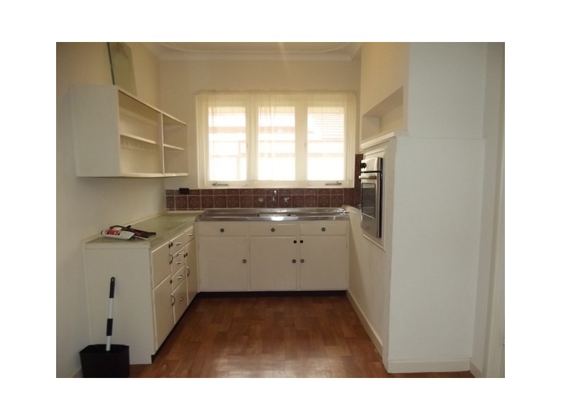 13 Fawell Street, Midland WA 6056