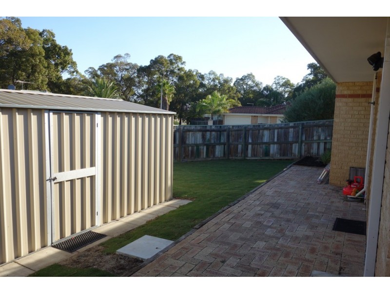 28 Burton Retreat, Stratton WA 6056