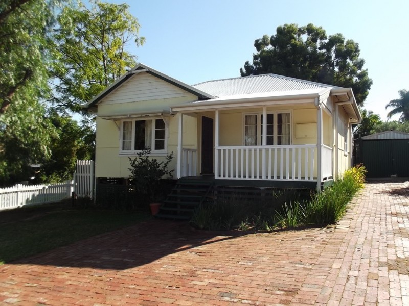 26 Croydon Street, Bellevue WA 6056