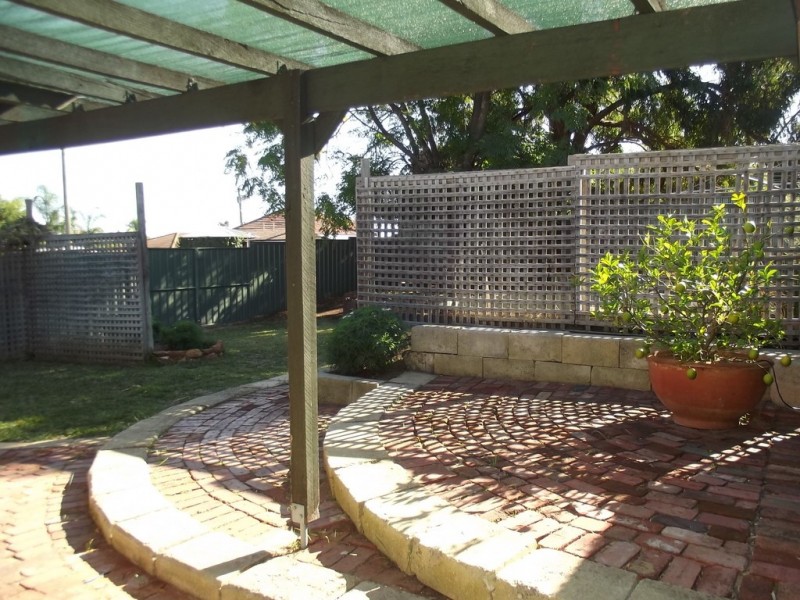 26 Croydon Street, Bellevue WA 6056