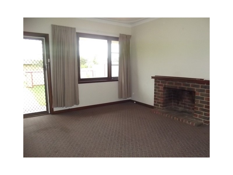 13 Fawell Street, Midland WA 6056