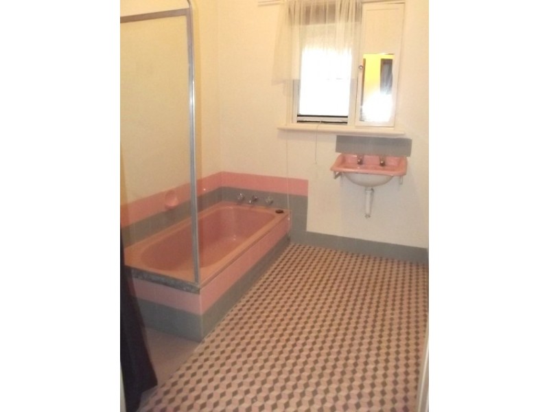 13 Fawell Street, Midland WA 6056