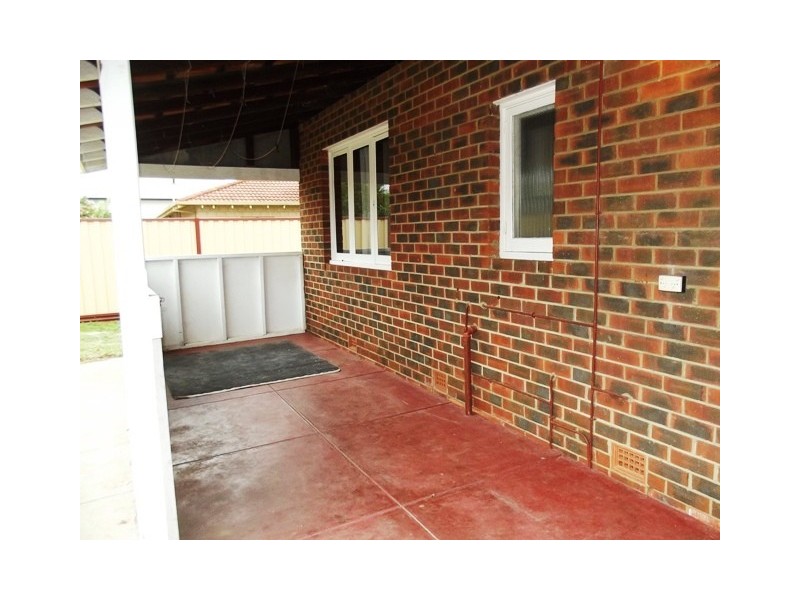 13 Fawell Street, Midland WA 6056