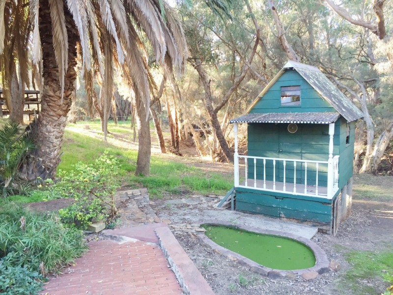 154 Moore Road, Millendon WA 6056