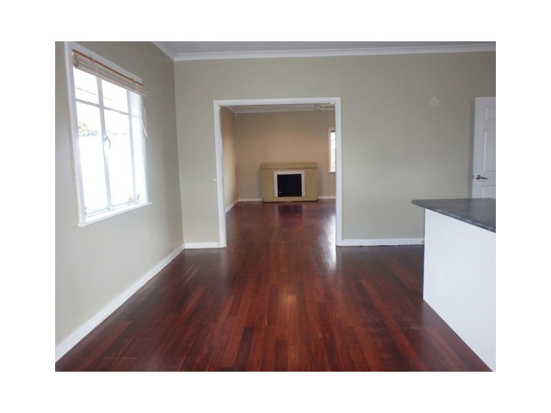 2 Albert Street, Bellevue WA 6056