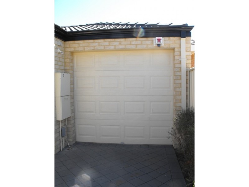 3/7 Templeman Place, Midland WA 6056