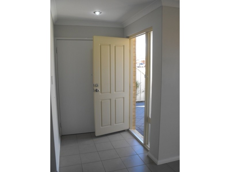 3/7 Templeman Place, Midland WA 6056