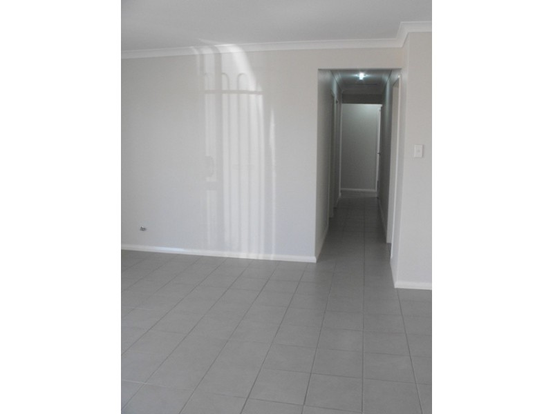 3/7 Templeman Place, Midland WA 6056