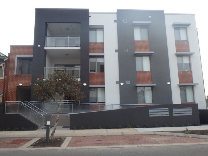 16/4 Wallsend Road, Woodbridge WA 6056