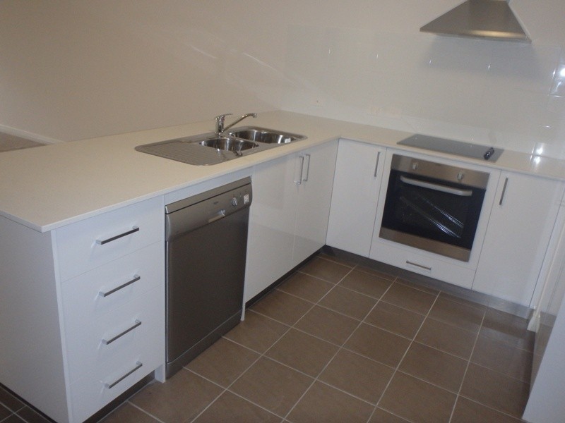 16/4 Wallsend Road, Woodbridge WA 6056