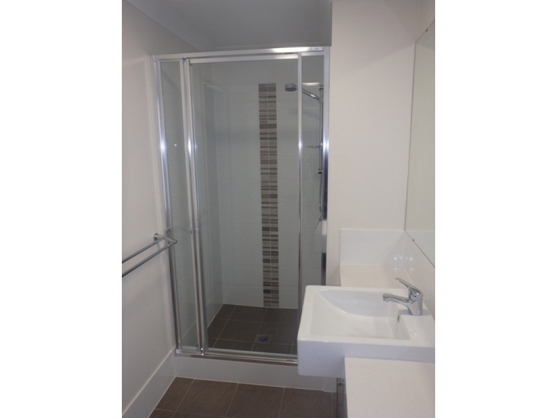 16/4 Wallsend Road, Woodbridge WA 6056