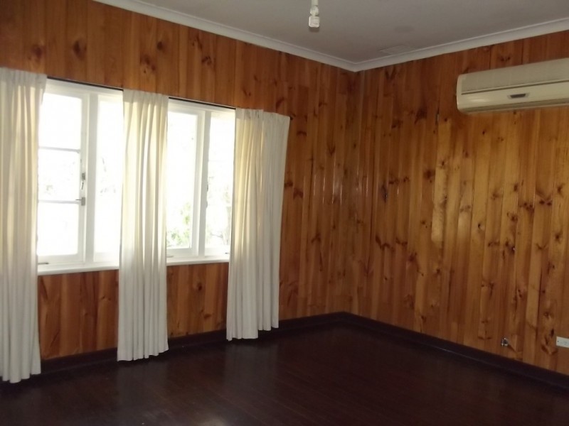 26 Croydon Street, Bellevue WA 6056