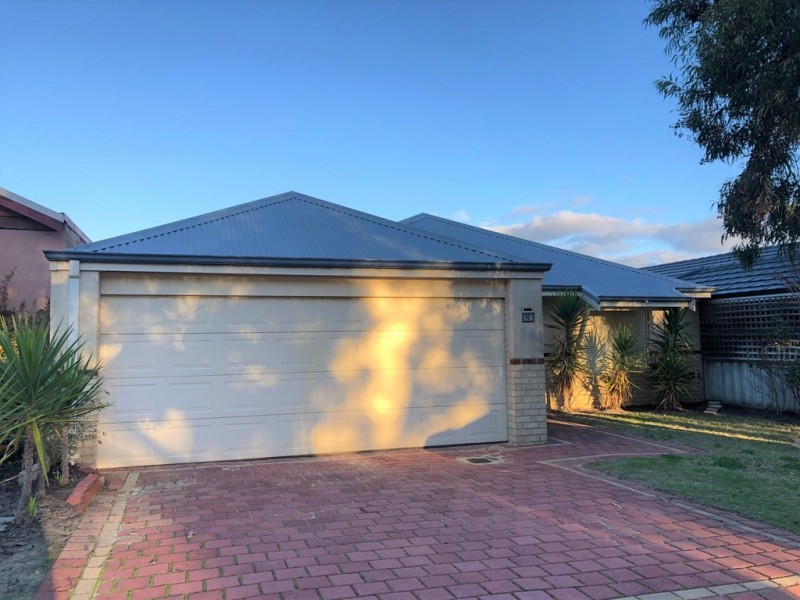 11 Anna Plains Circle, Ellenbrook WA 6069
