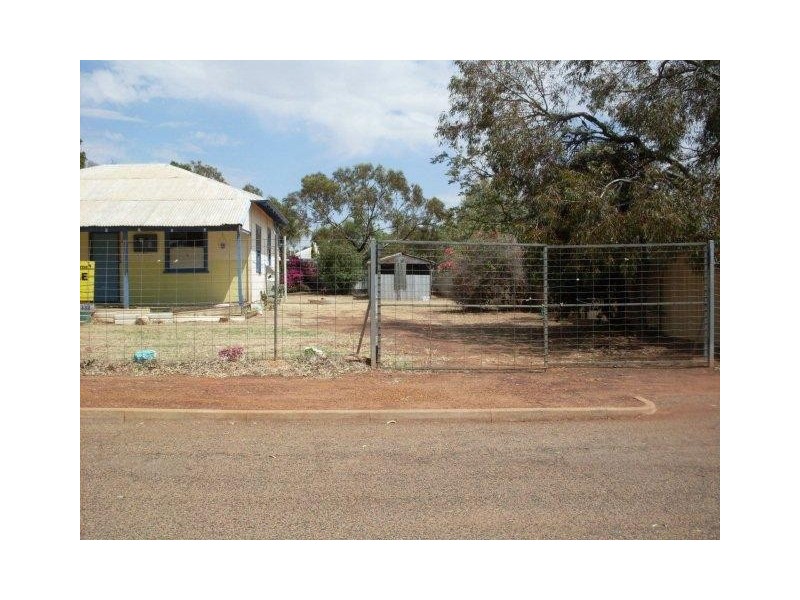 11 Steele Street, Mullewa WA 6630