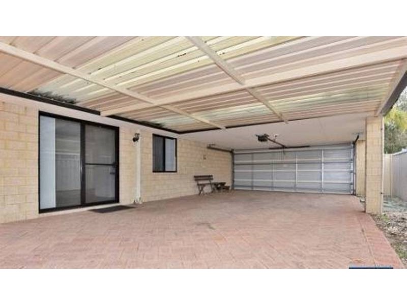 11 Nooyan Close, South Guildford WA 6055