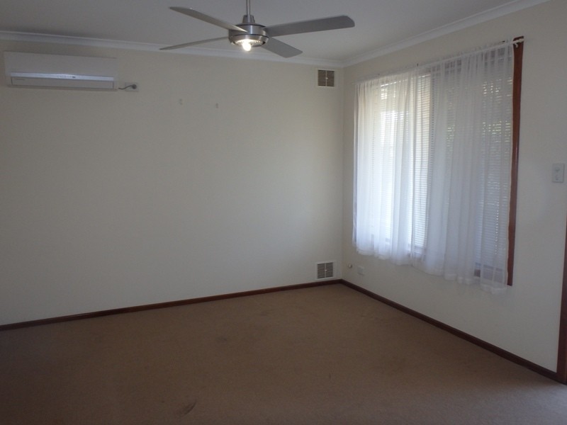 8c George Street, Midland WA 6056