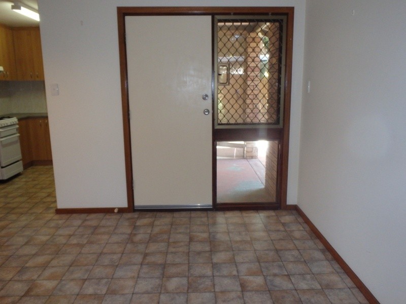 8c George Street, Midland WA 6056