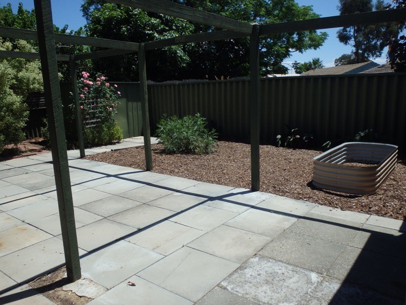 8c George Street, Midland WA 6056