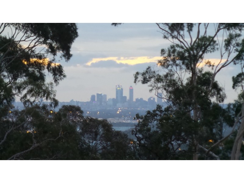 58 Old York Road, Greenmount WA 6056