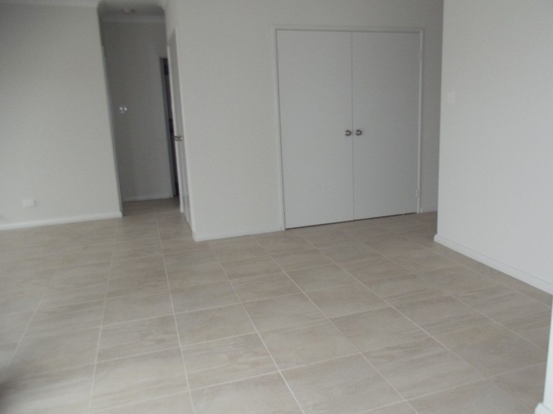 2/30 Elvire Street, Viveash WA 6056