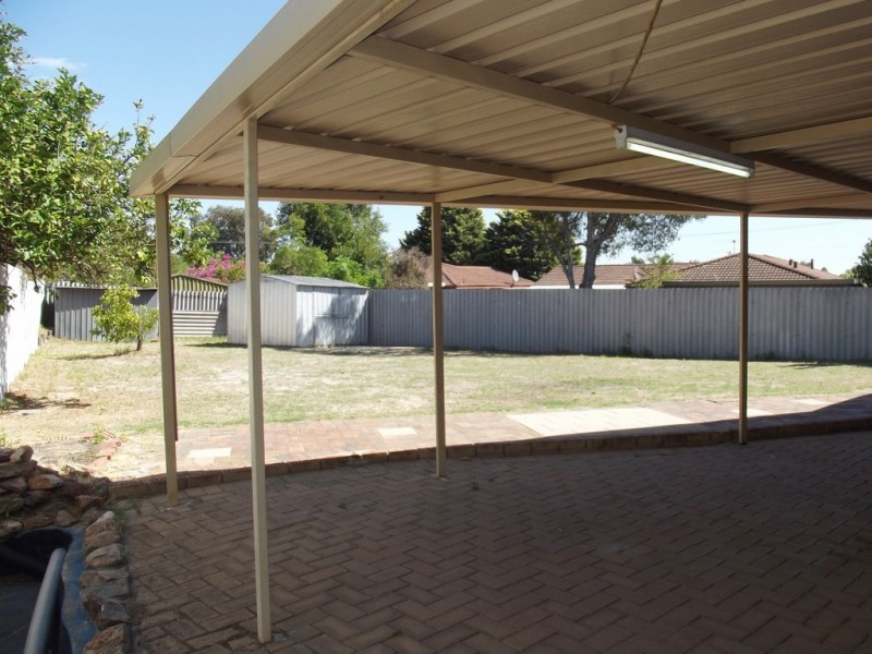 18 Otway Crescent, High Wycombe WA 6057