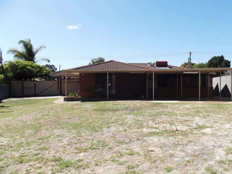 18 Otway Crescent, High Wycombe WA 6057