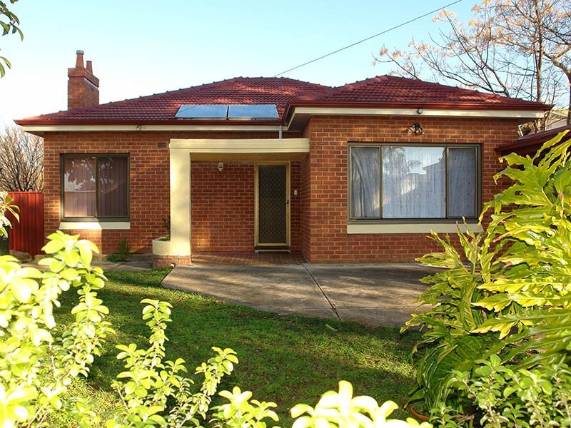 32 Sixth Avenue, Ascot Park SA 5043
