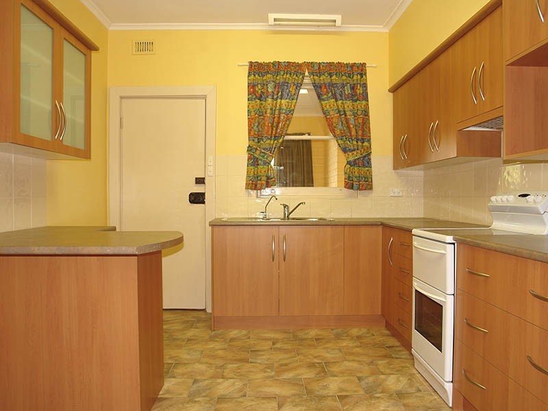 32 Sixth Avenue, Ascot Park SA 5043