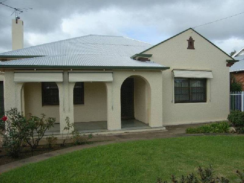 11 Fairweather Avenue, Woodville South SA 5011