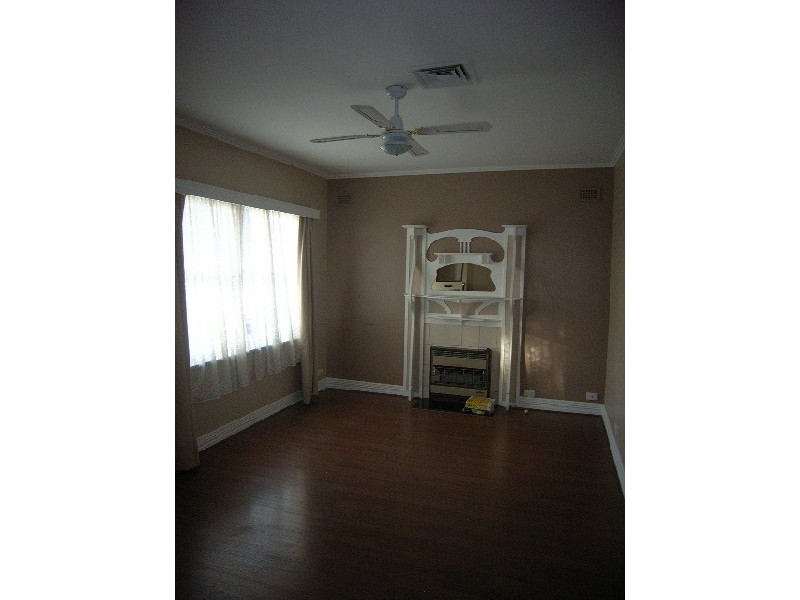 131 HALSEY ROAD, Henley Beach South SA 5022