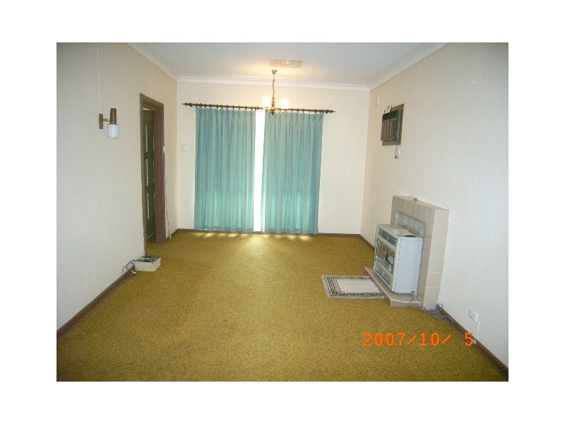 113 HALSEY RD, Henley Beach South SA 5022