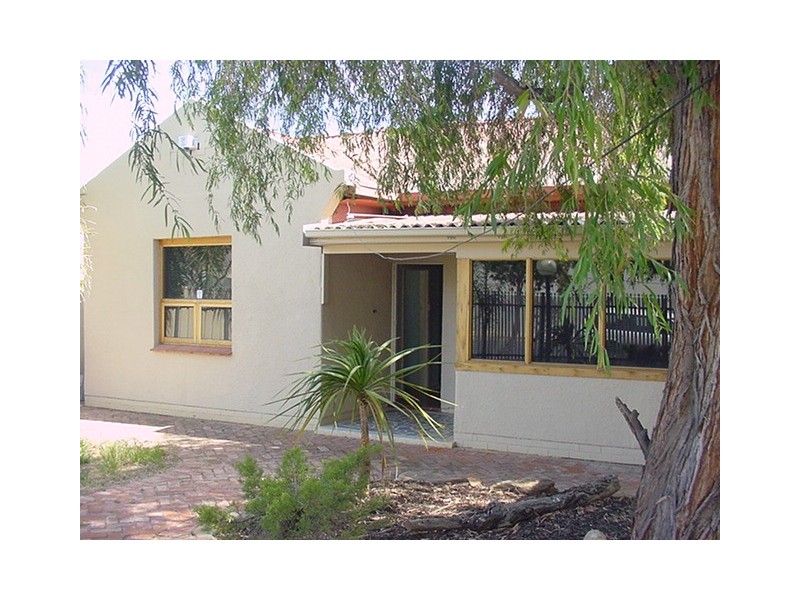 2 Bardia Avenue, Findon SA 5023