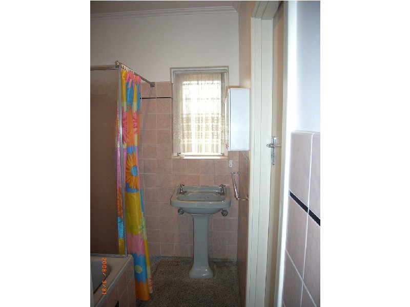 8 David Avenue, Findon SA 5023