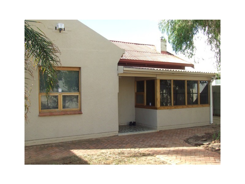 2 Bardia Avenue, Findon SA 5023