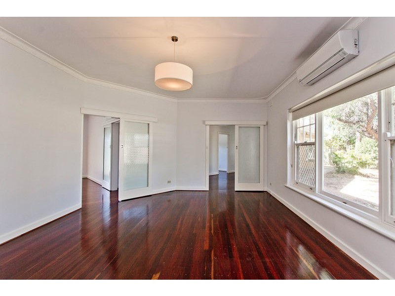 7 Sharpie Crescent, Grange SA 5022