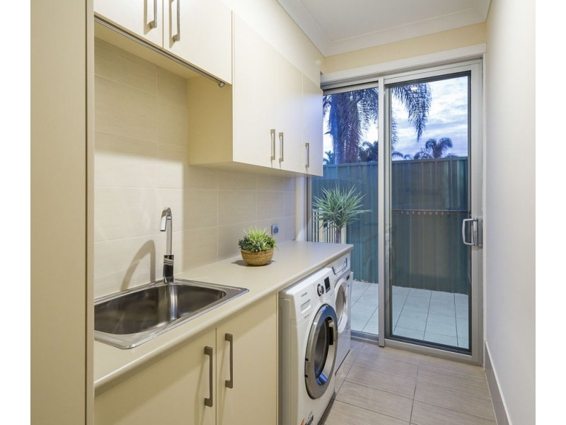 1 Manor Court, Grange SA 5022