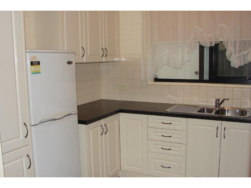 3/66 Seaview Road – HOLIDAY LET, West Beach SA 5024