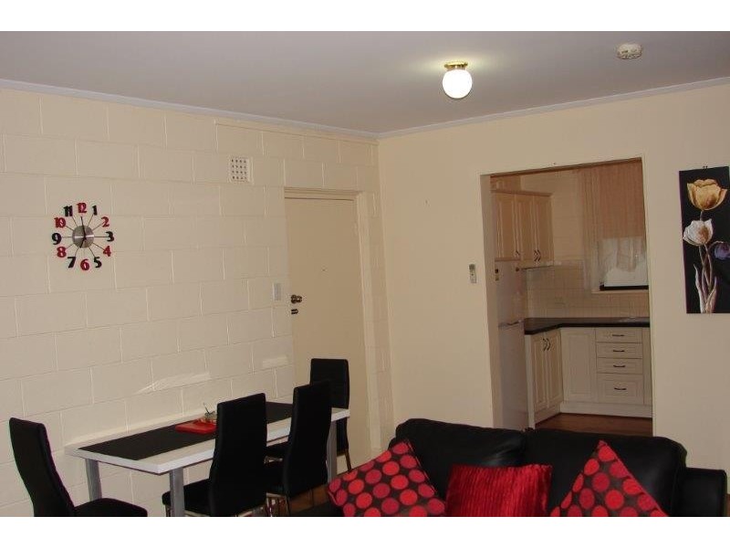 3/66 Seaview Road – HOLIDAY LET, West Beach SA 5024