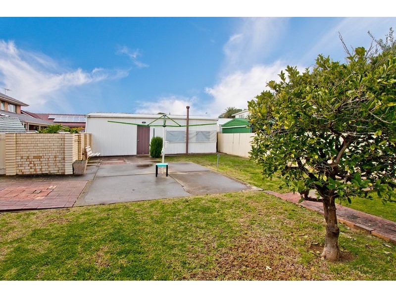 2 Fergusson Avenue, Kidman Park SA 5025