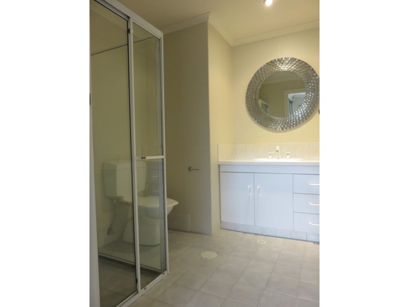 1/3 Mirani Court, West Lakes Shore SA 5020