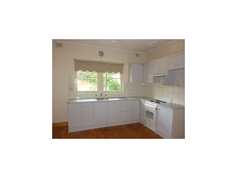 1 Lipsett Terrace, Brooklyn Park SA 5032