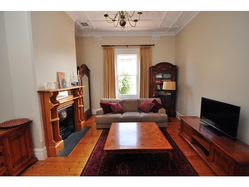 524 Seaview Road, Grange SA 5022